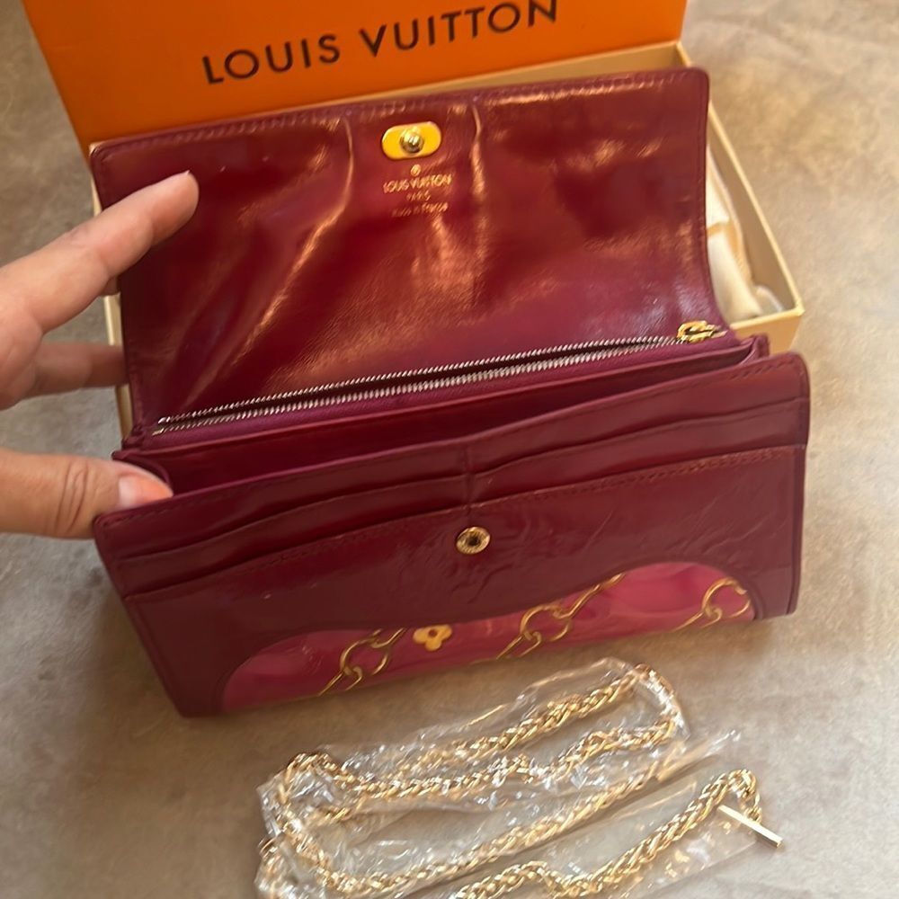 *Authentic* Louis Vuitton *Limited Edition* Charm Wallet Fuschia leather Wallet - Picture 8 of 16
